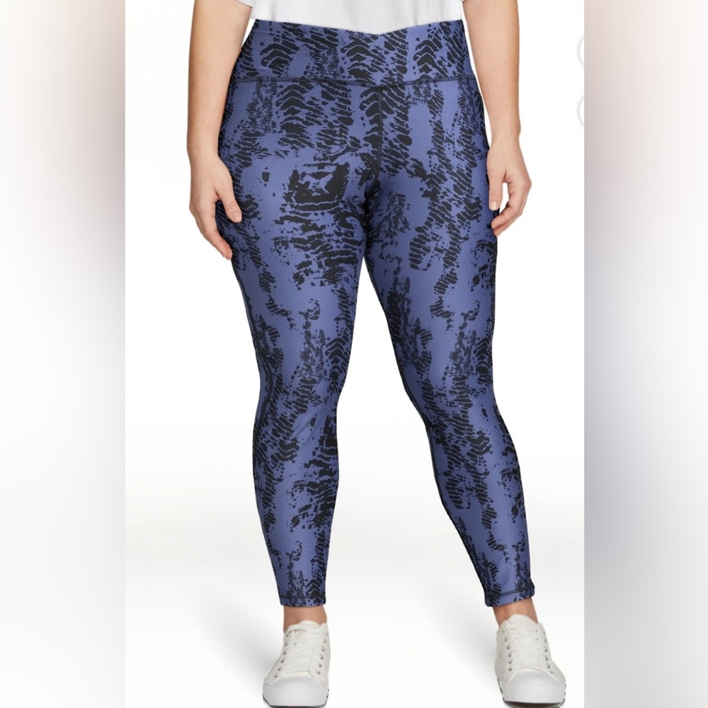 XXL WOMENS ATHLETIC CAPRI workout NWT